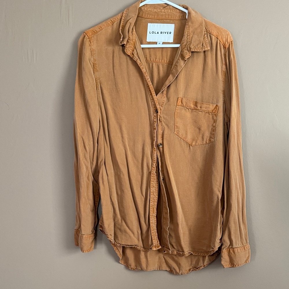 Lola River Women's Button Down Shirt - Tan